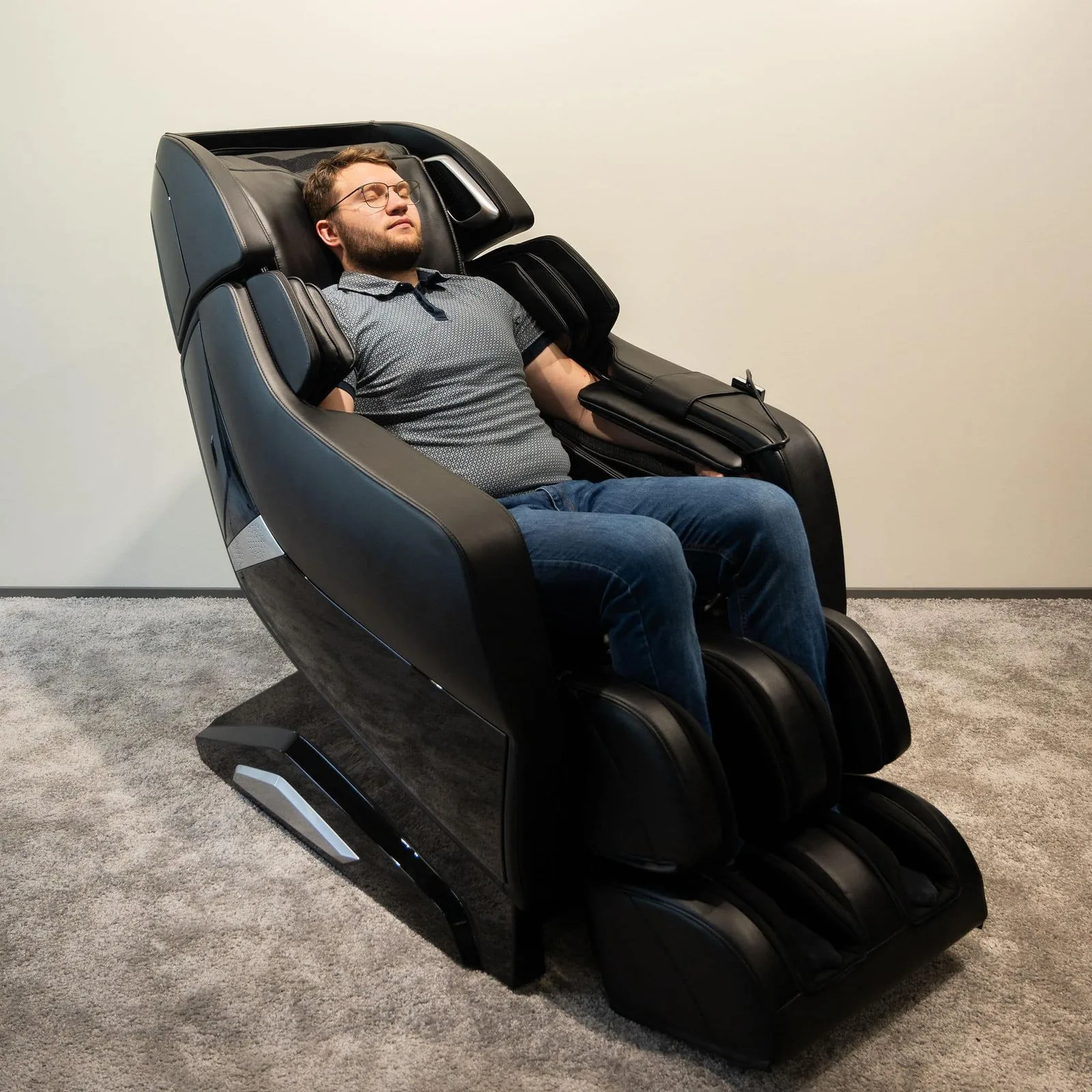 Masāžas krēsls Ultra Plus 3D